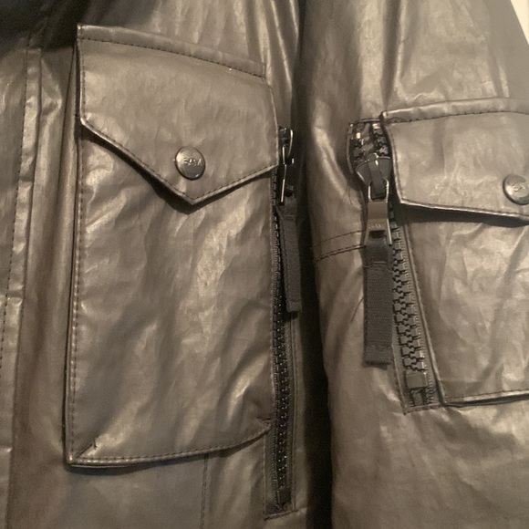 SAM. Winter coat size M used couple of times - Picture 4 of 13